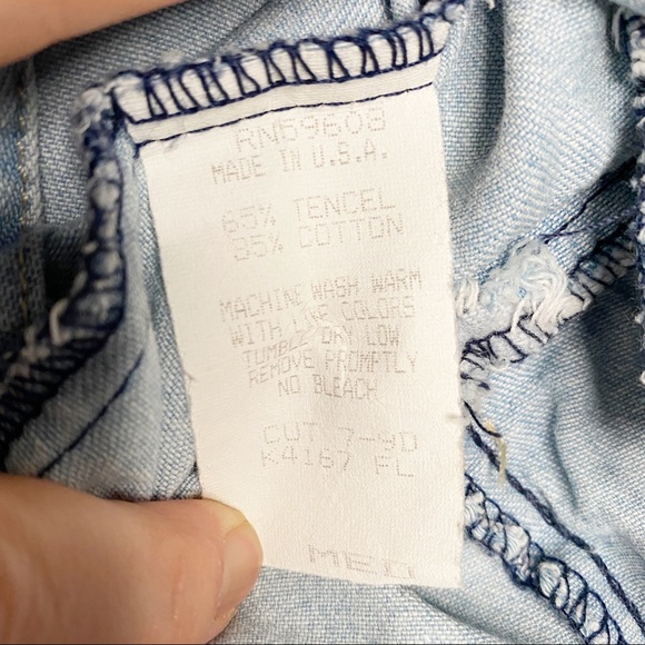 NEIMAN MARCUS CHAMBRAY JACKET SIZE MEDIUM - Picture 9 of 12